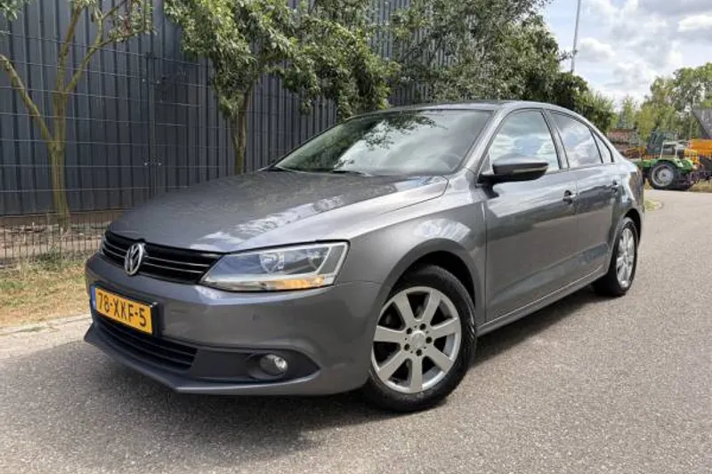 Volkswagen Jetta (2012)