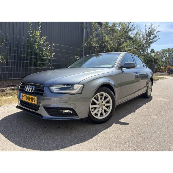 Audi A4 (2013) — foto 1