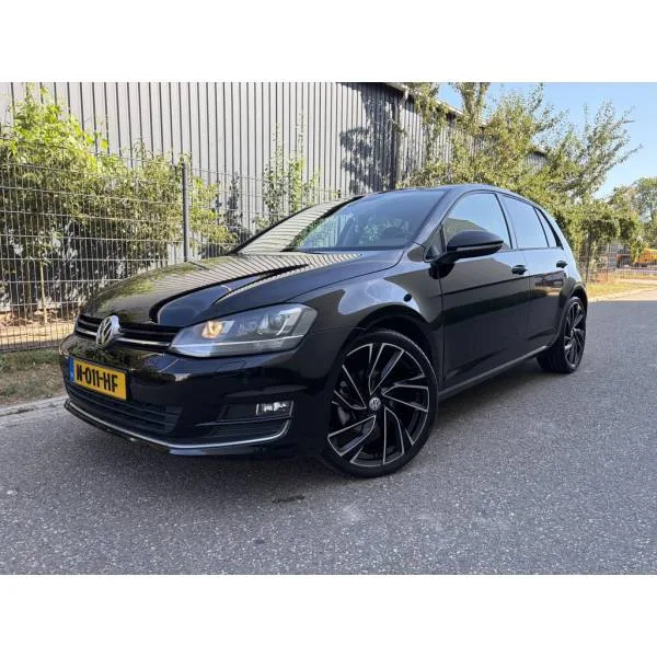 Volkswagen Golf (2013) — foto 1