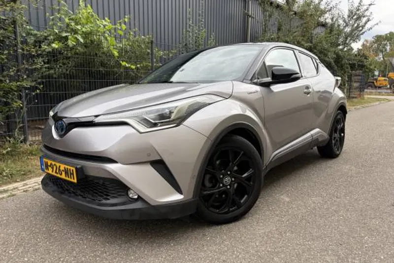 Toyota C-HR (2017)