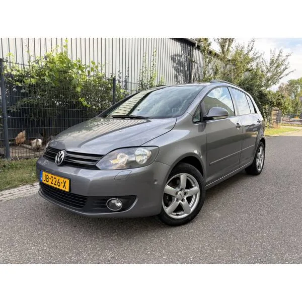 Volkswagen Golf (2011) — foto 1