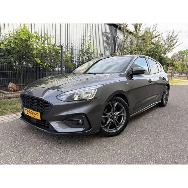 Ford Focus (2018) — foto 1