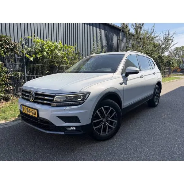 Volkswagen Tiguan (2018) — foto 1