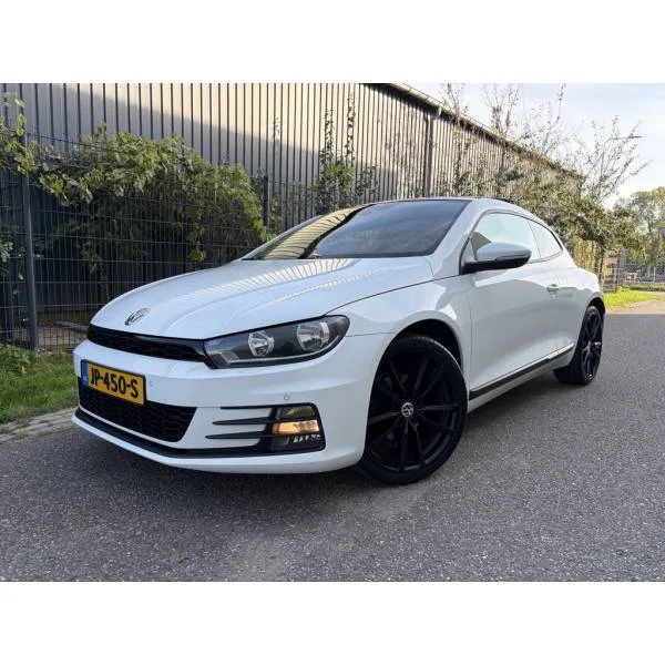 Volkswagen Scirocco (2015) — foto 1