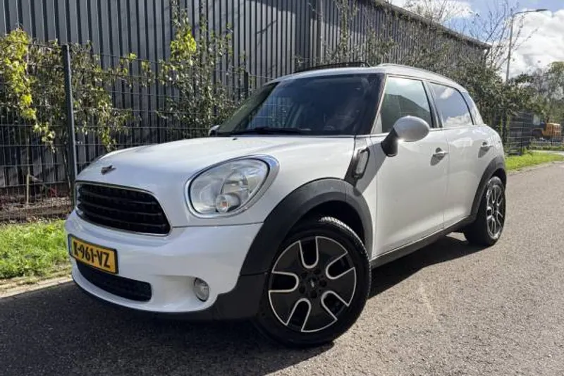 MINI Countryman (2012)
