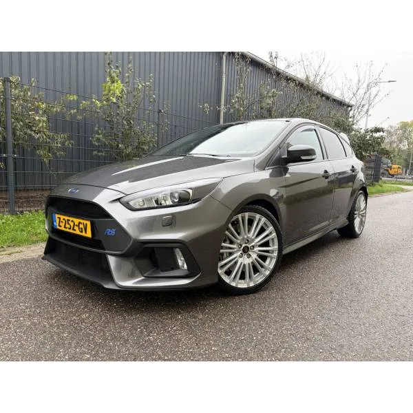 Ford Focus (2018) — foto 1