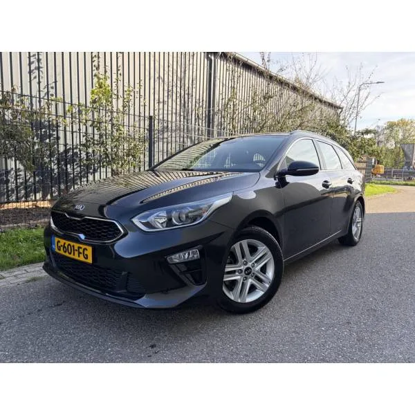 Kia Ceed (2019) — foto 1