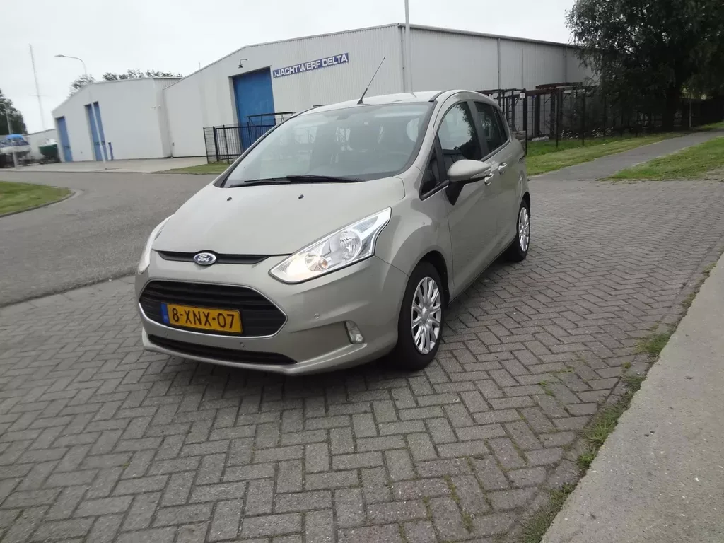 Ford B-Max (2014) — foto 1