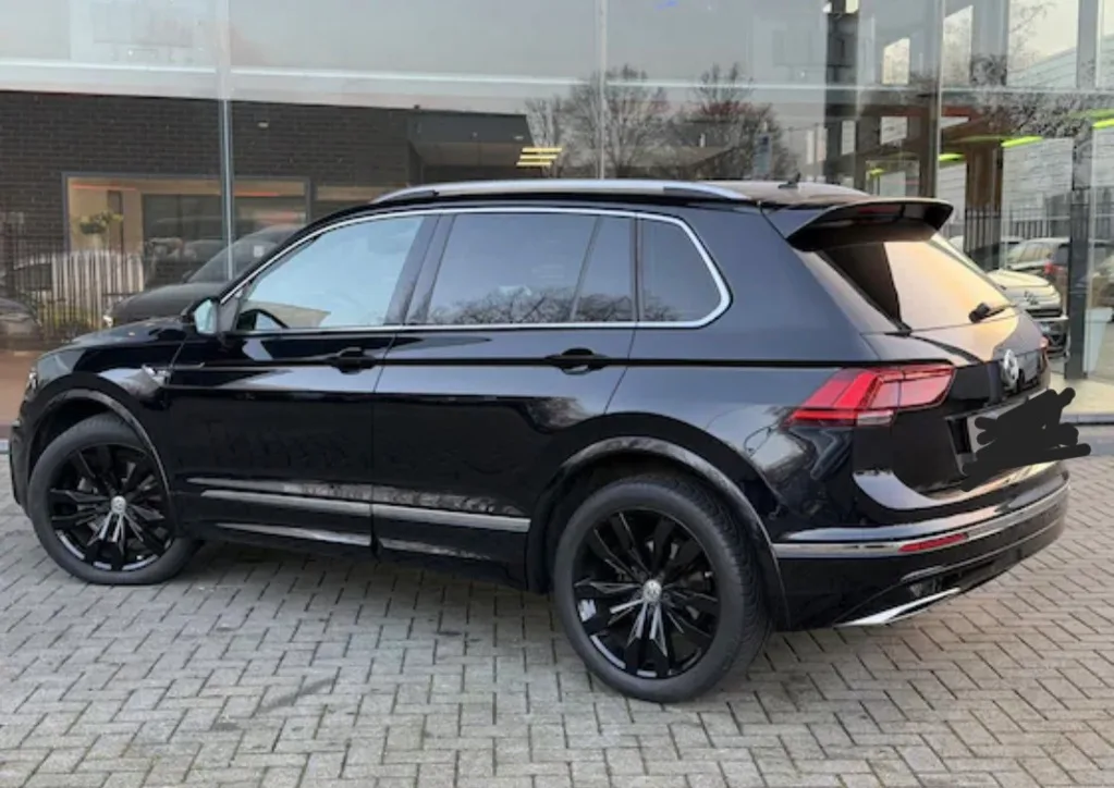 Volkswagen Tiguan (2018) — foto 1