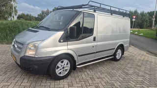Ford Transit (2012) — foto 1