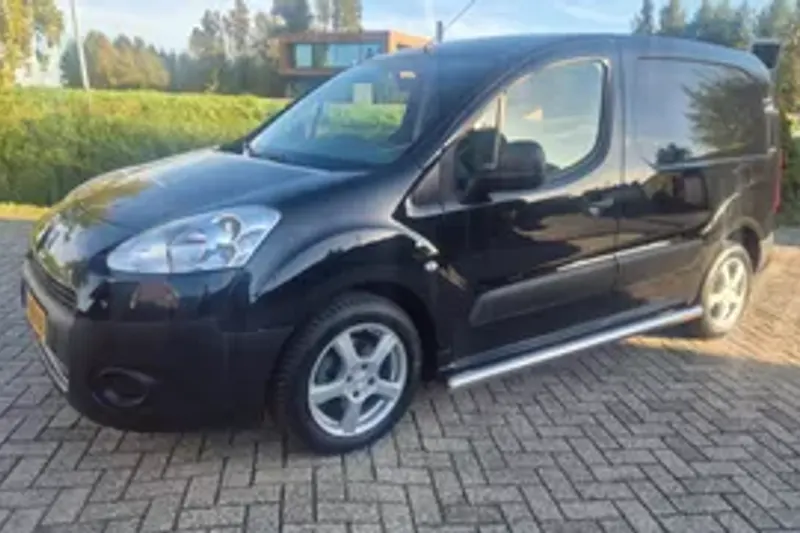 Peugeot Partner (2012)