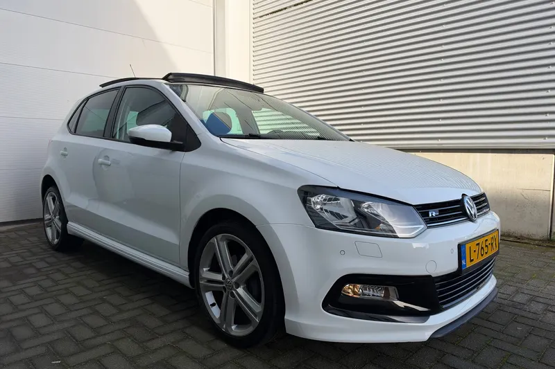 Volkswagen Polo (2015)