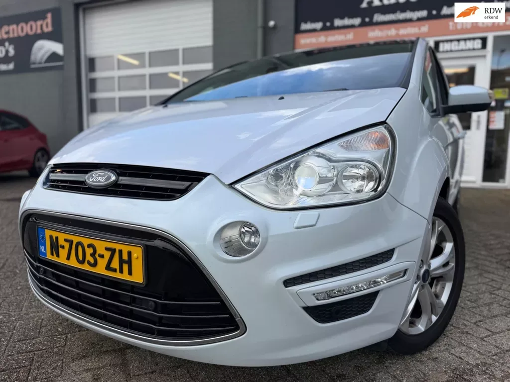 Ford S-Max (2012) — foto 1