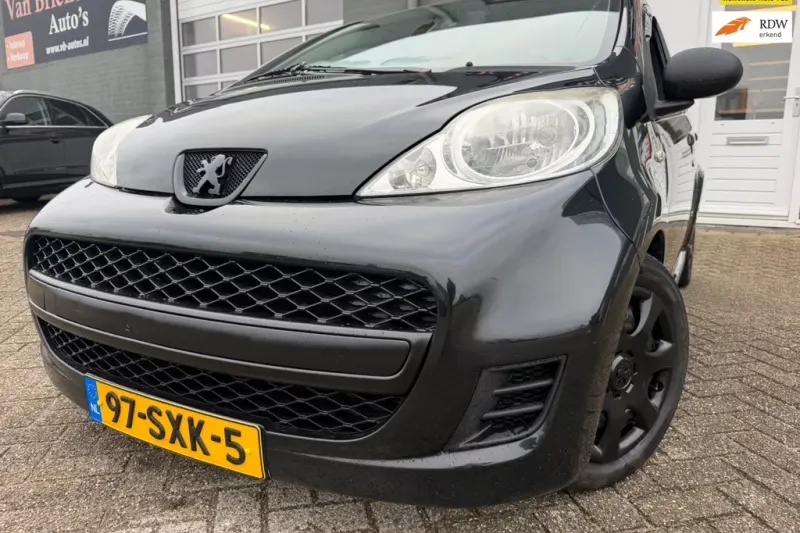 Peugeot 107 (2011)