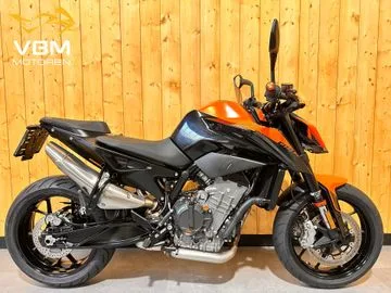 KTM 890 Duke (2022) — foto 1