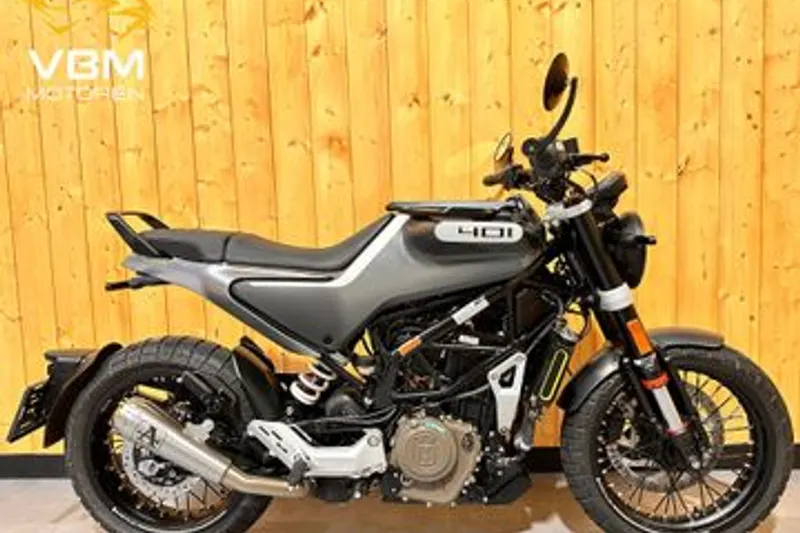 Husqvarna Svartpilen 401 (2023)