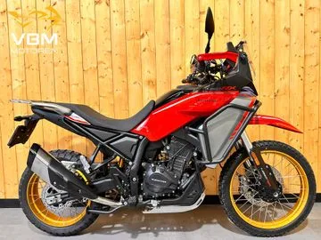 QJ Motor SRT 450 RX (2026) — foto 1