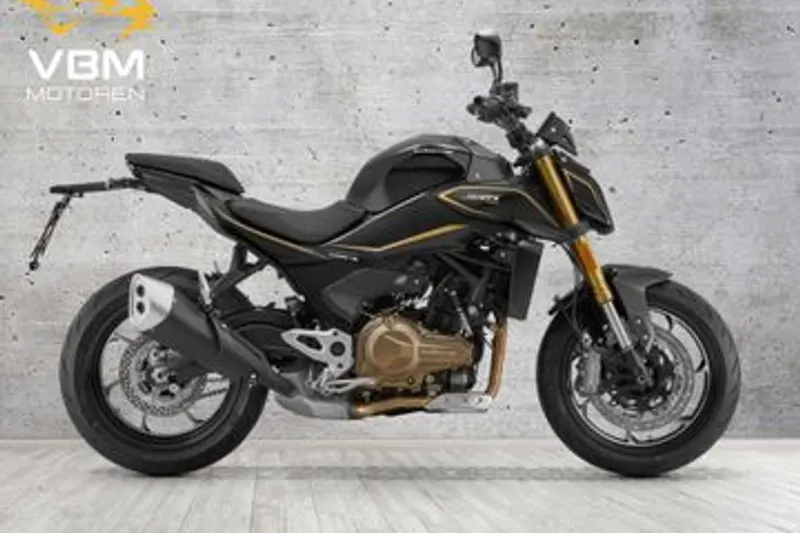 QJ Motor SRK 600 (2026)