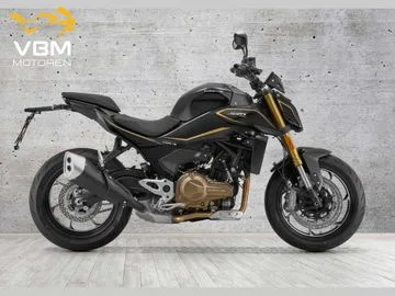 QJ Motor SRK 600 (2026) — foto 1