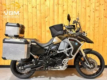 BMW F (2015) — foto 1