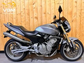 Honda CB 600 F HORNET (2006) — foto 1