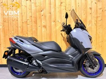 Yamaha XMAX 300 (2021) — foto 1