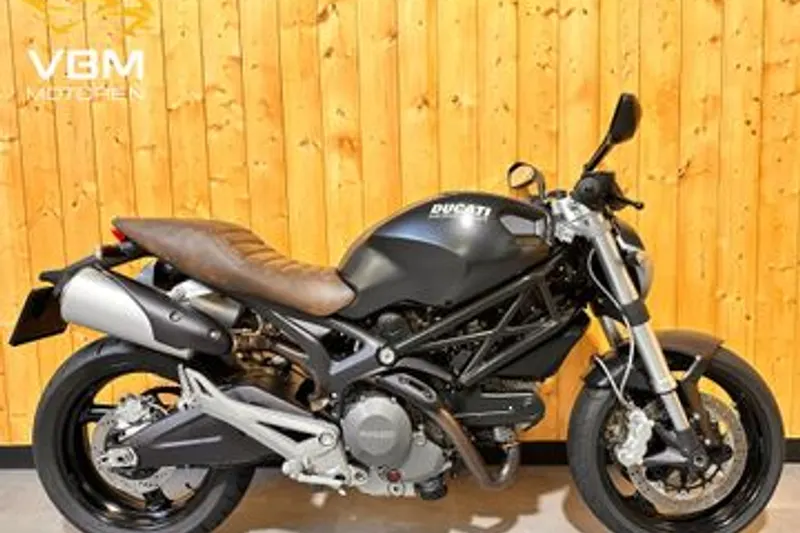 Ducati Monster 696 (2009)