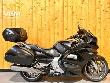 Honda ST 1300 PAN European (2009) — foto 1