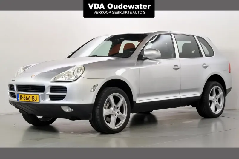 Porsche Cayenne (2003)