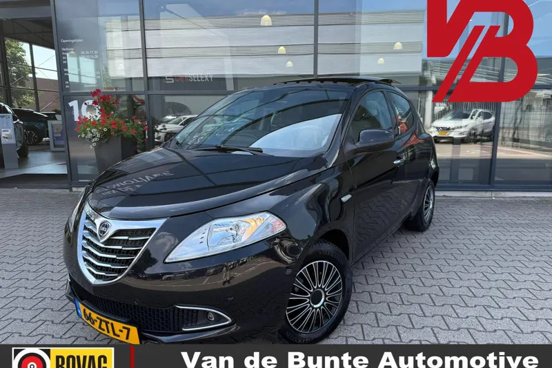 Lancia Ypsilon (2012)