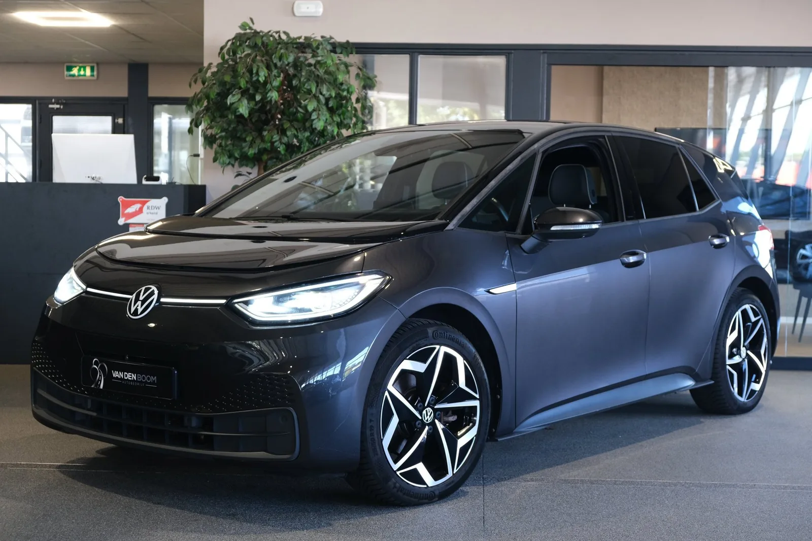Volkswagen ID.3 (2021) — foto 1