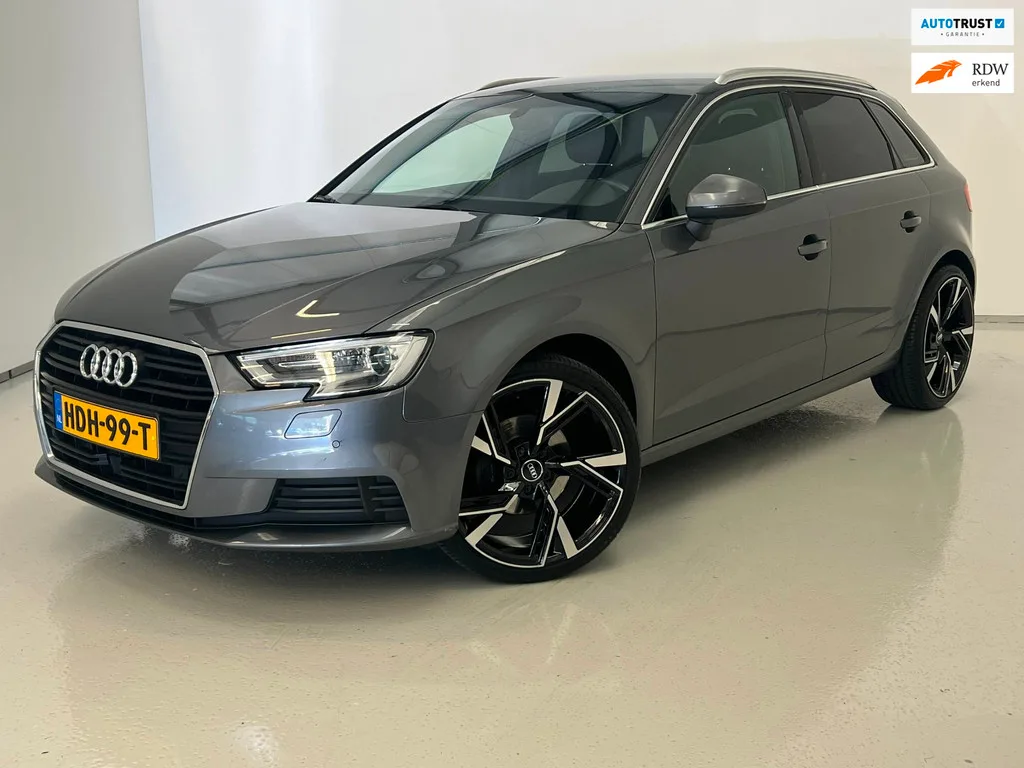 Audi A3 (2019) — foto 1