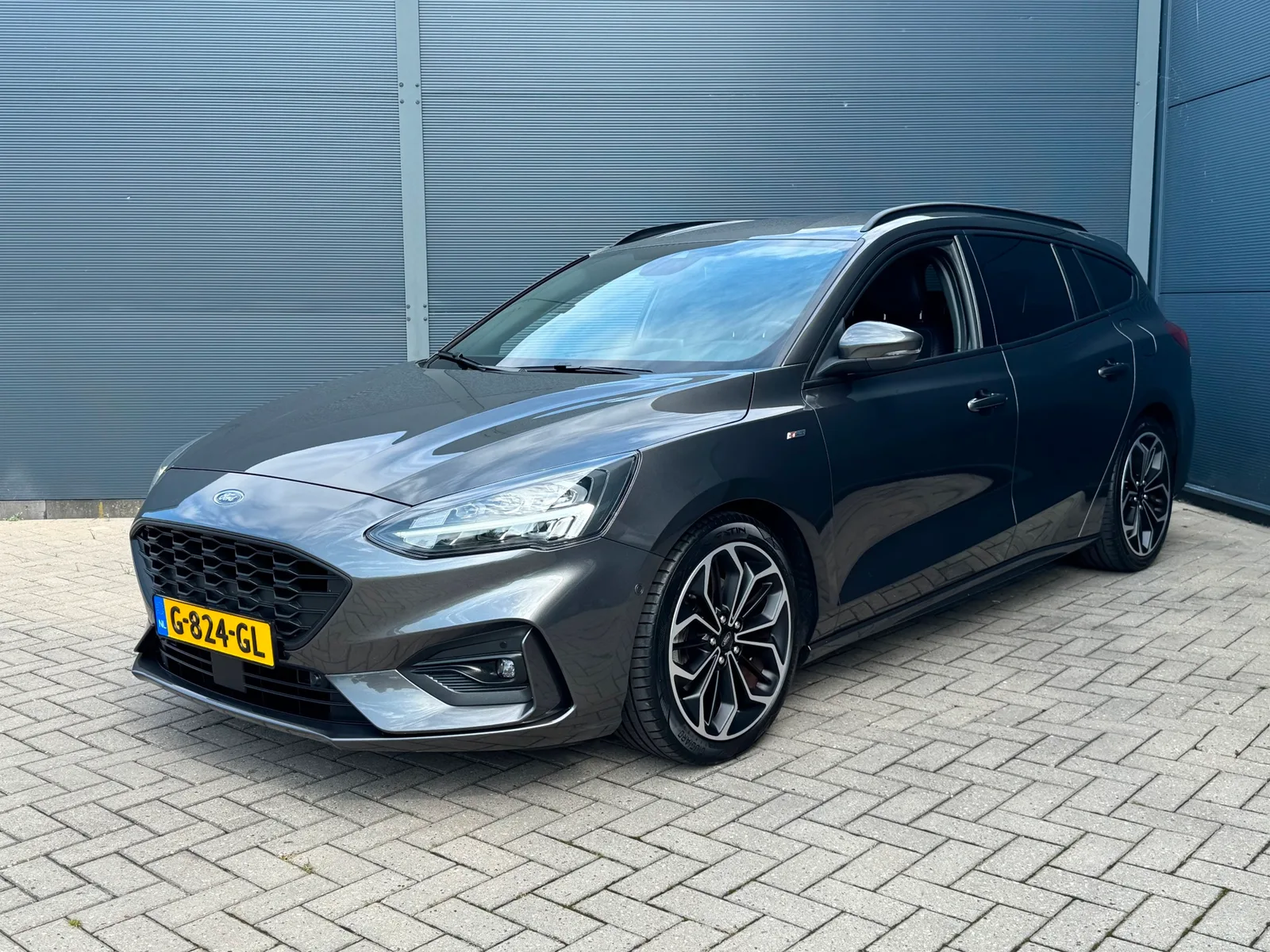 Ford Focus (2018) — foto 1