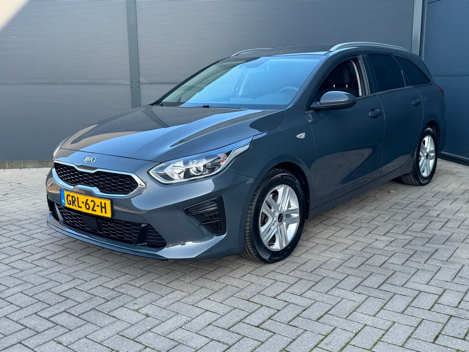 Kia Ceed (2021) — foto 1