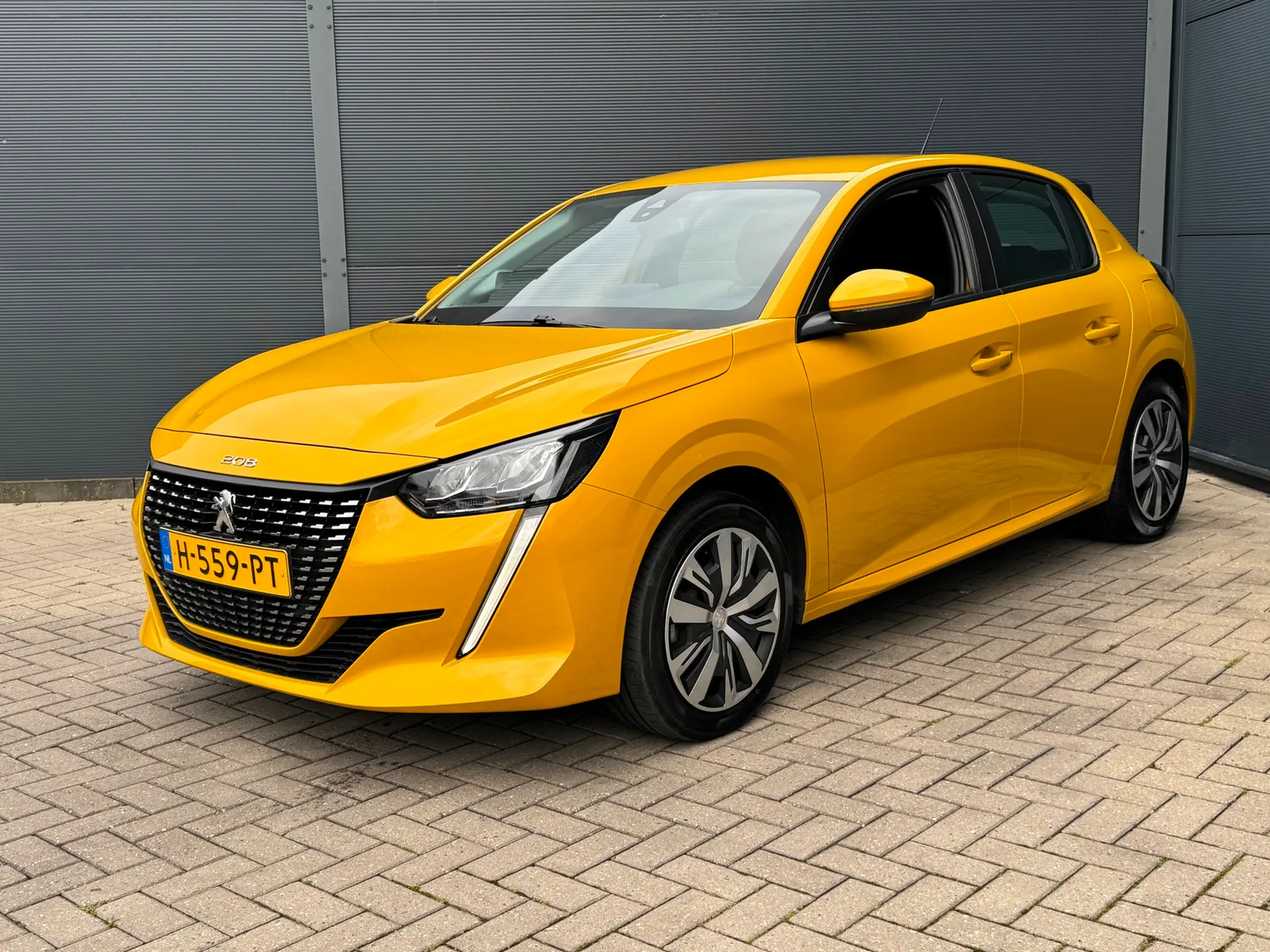 Peugeot 208 (2020) — foto 1