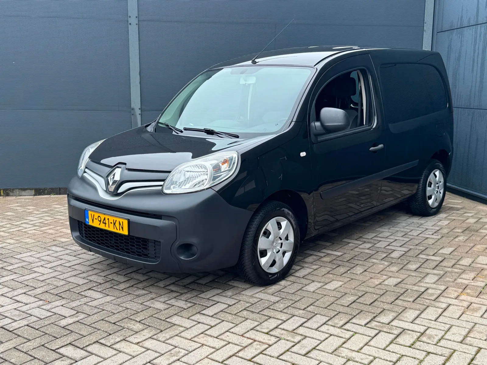 Renault Kangoo (2017) — foto 1