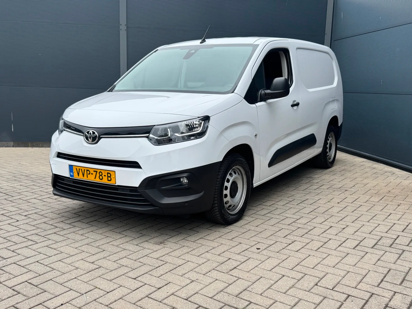Toyota Proace (2023) — foto 1