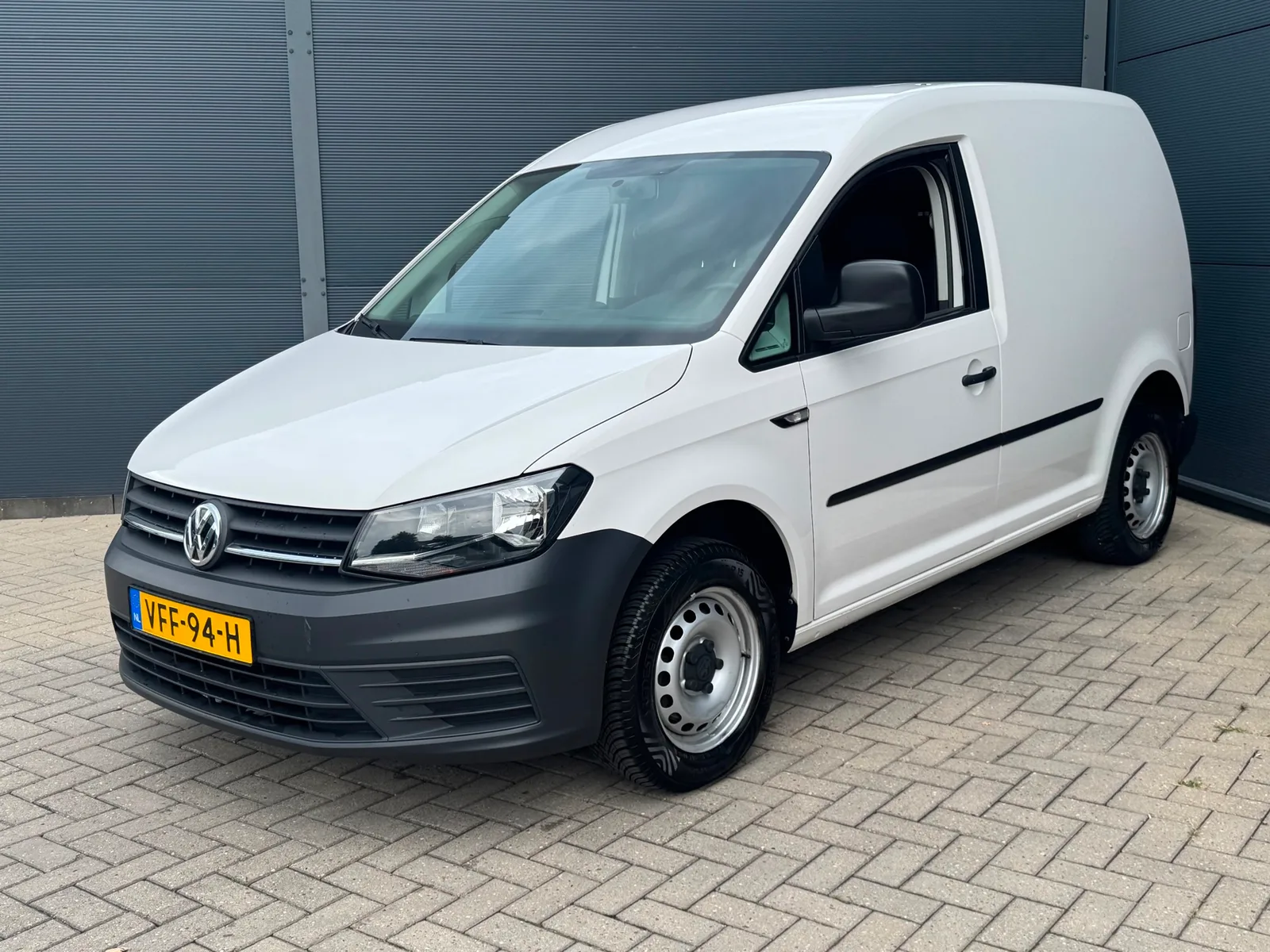 Volkswagen Caddy (2020) — foto 1