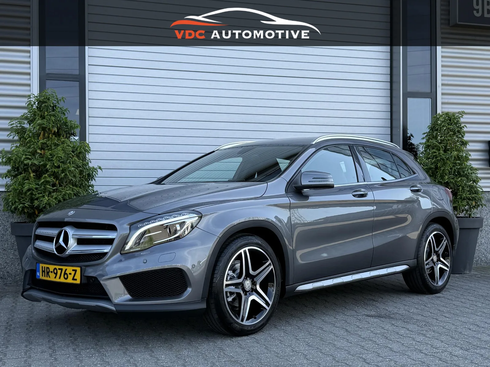Mercedes-Benz GLA (2016) — foto 1