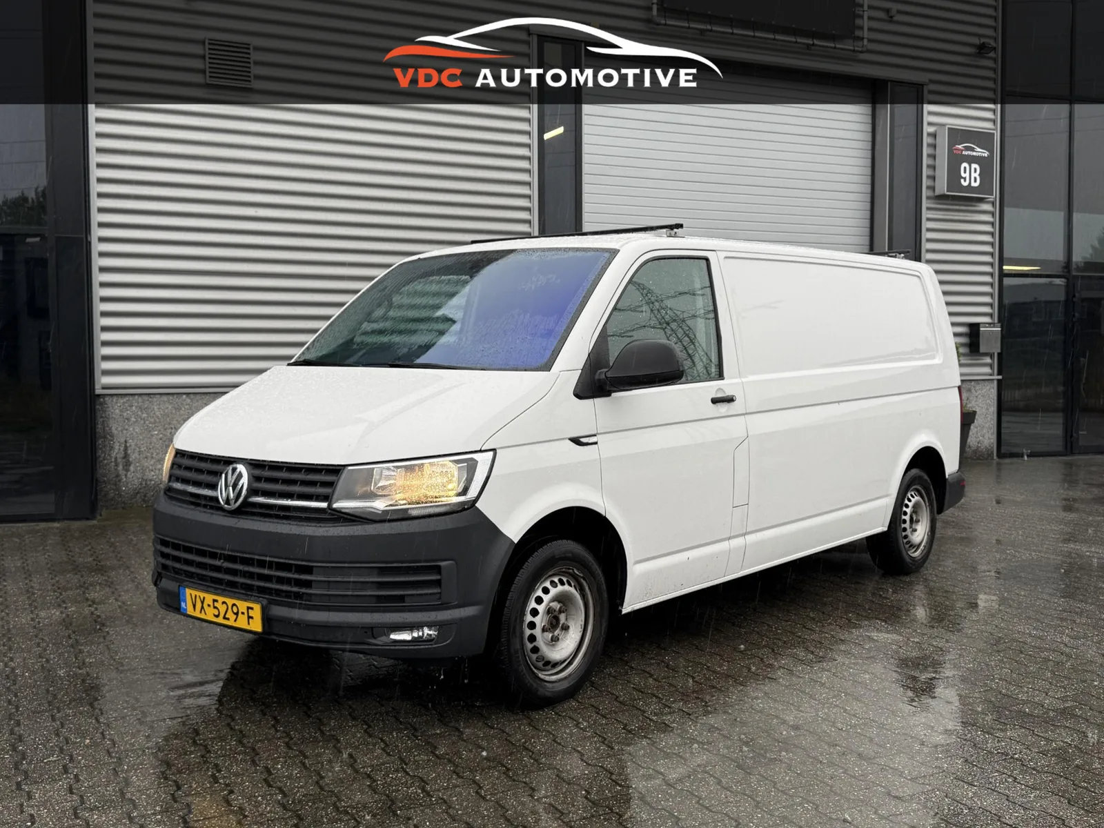 Volkswagen Transporter (2016) — foto 1