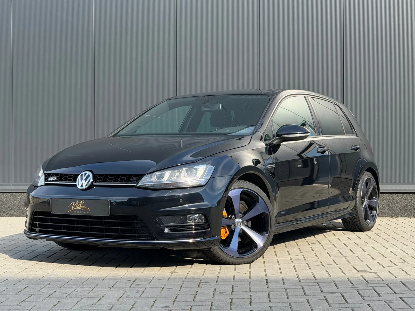 Volkswagen Golf (2015) — foto 1