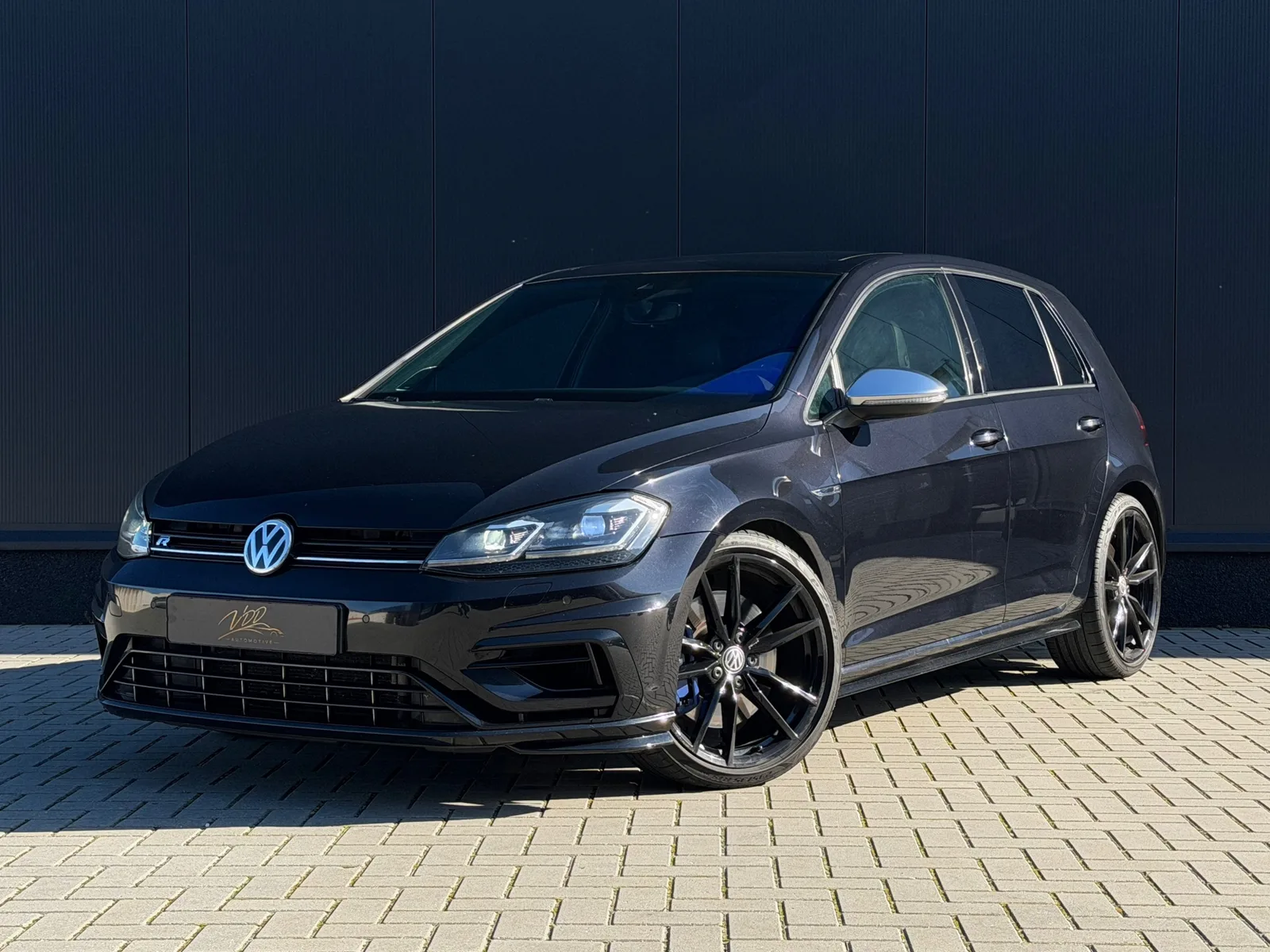 Volkswagen Golf (2017) — foto 1