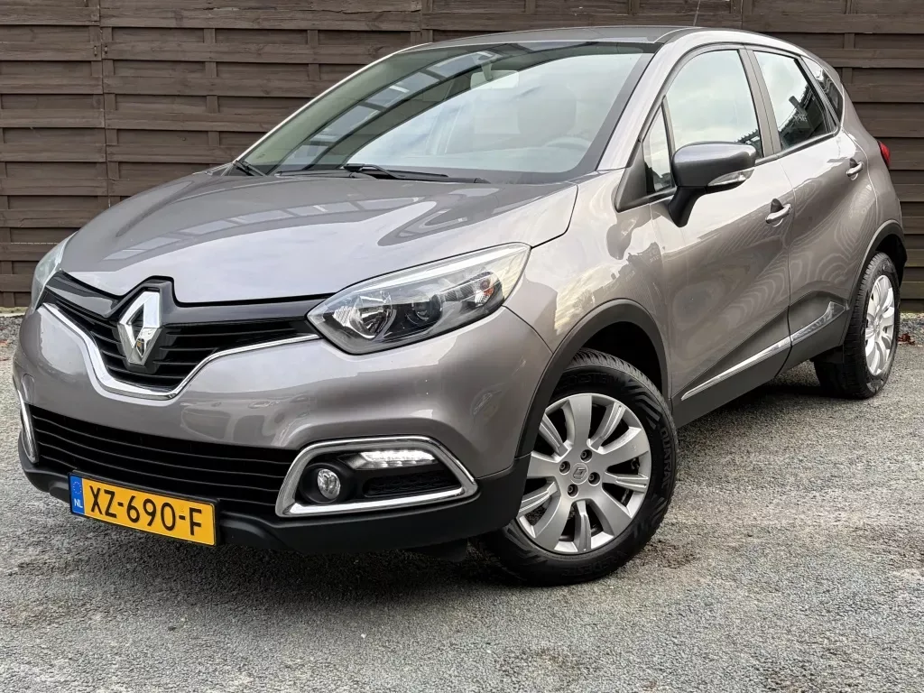 Renault Captur (2015) — foto 1