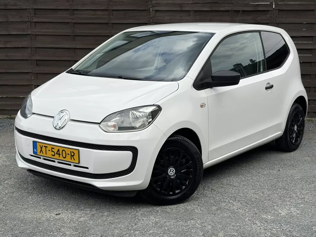 Volkswagen Up! (2012) — foto 1