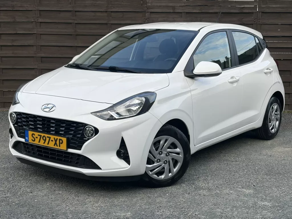 Hyundai i10 (2023) — foto 1