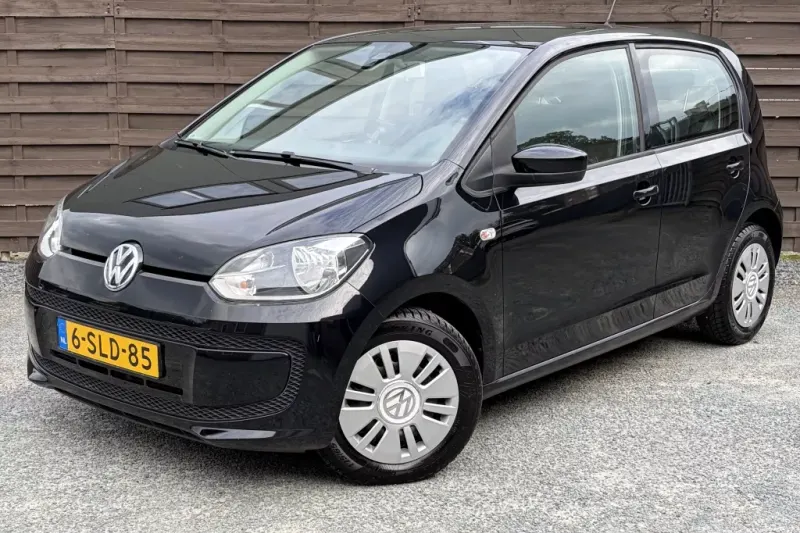 Volkswagen Up! (2013)