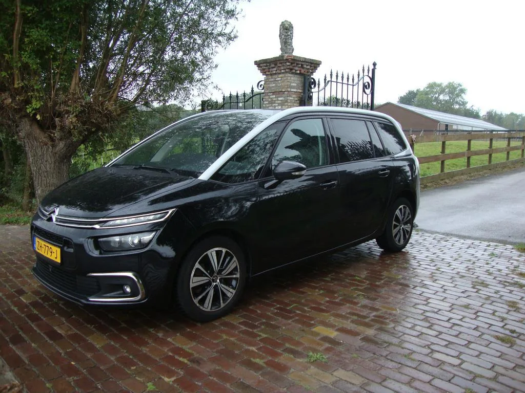 Citroën Grand C4 Picasso (2018) — foto 1