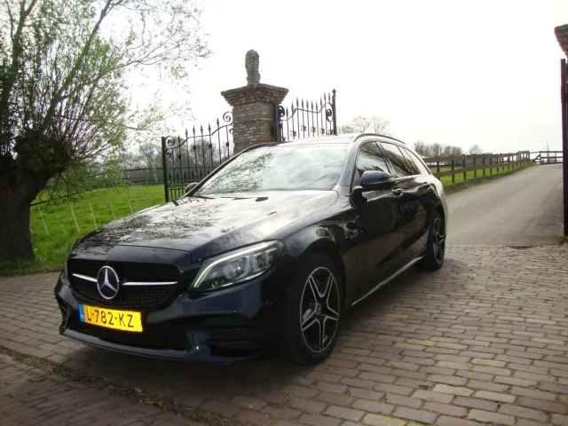 Mercedes-Benz C-Klasse (2021) — foto 1