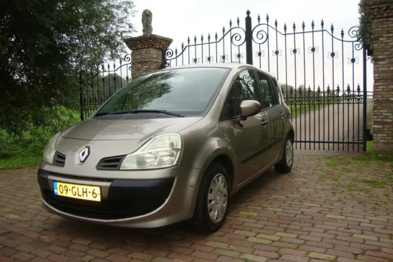 Renault Grand Modus (2008)