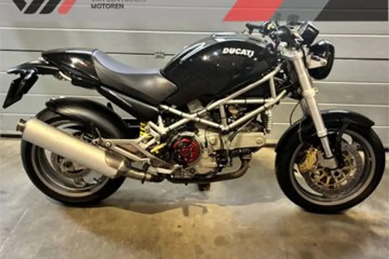Ducati M (2002)